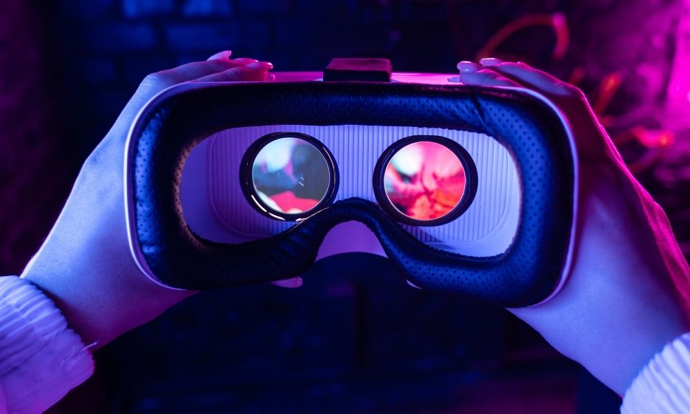The Role of Display Measurement in Virtual Reality Headsets